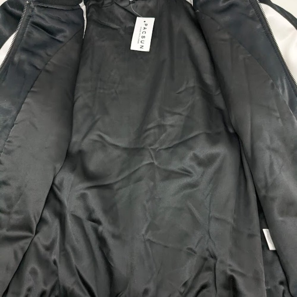 Kendall & Kylie Wild at Heart TIGER Satin Bomber Varsity Jacket PacSun NEW - NWT - Picture 13 of 15